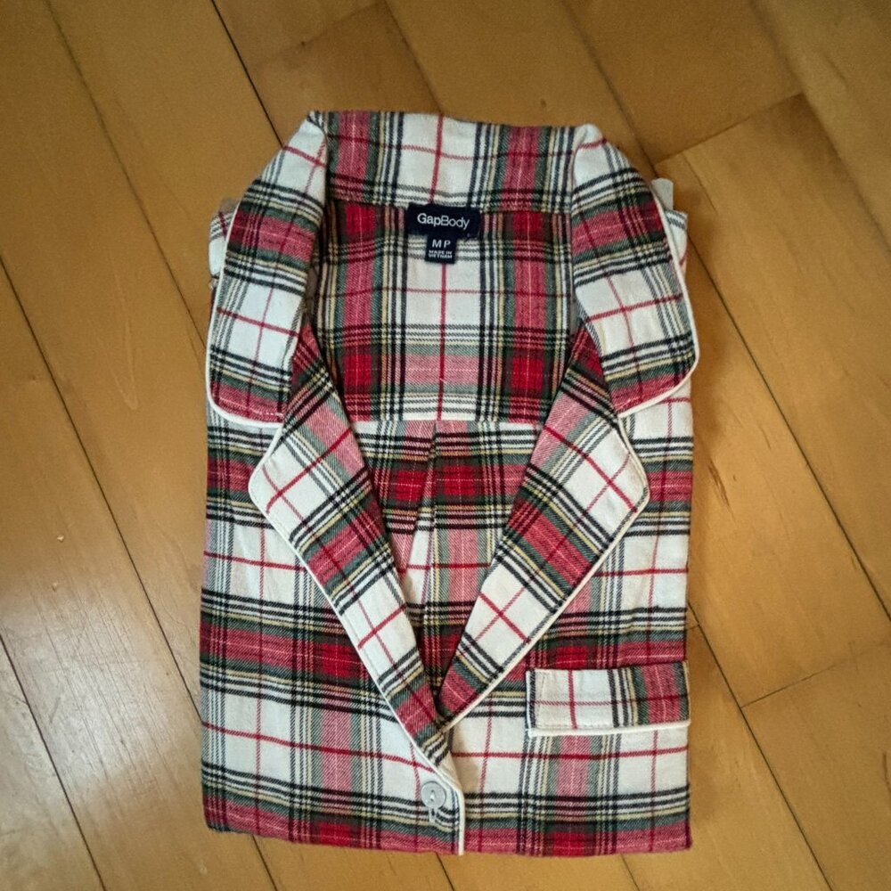 GapBody Pajama Top - Red Plaid - Med Petite